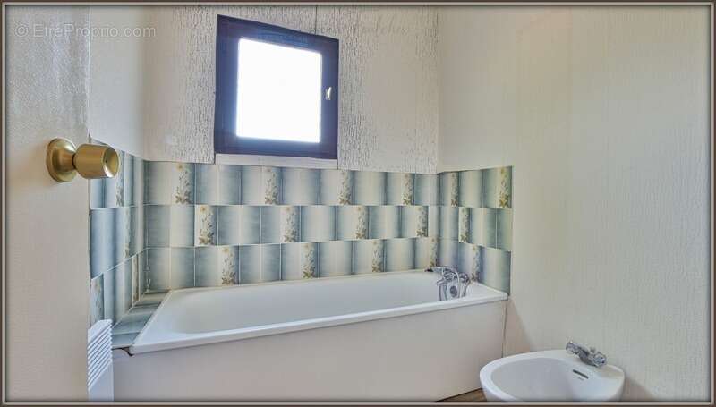 Maison à NEZIGNAN-L&#039;EVEQUE