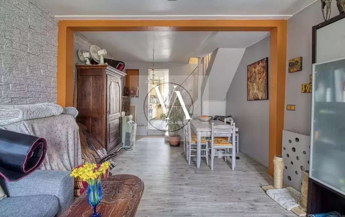 Maison 61 m² à Epinay-Sur-Seine  - photo 2