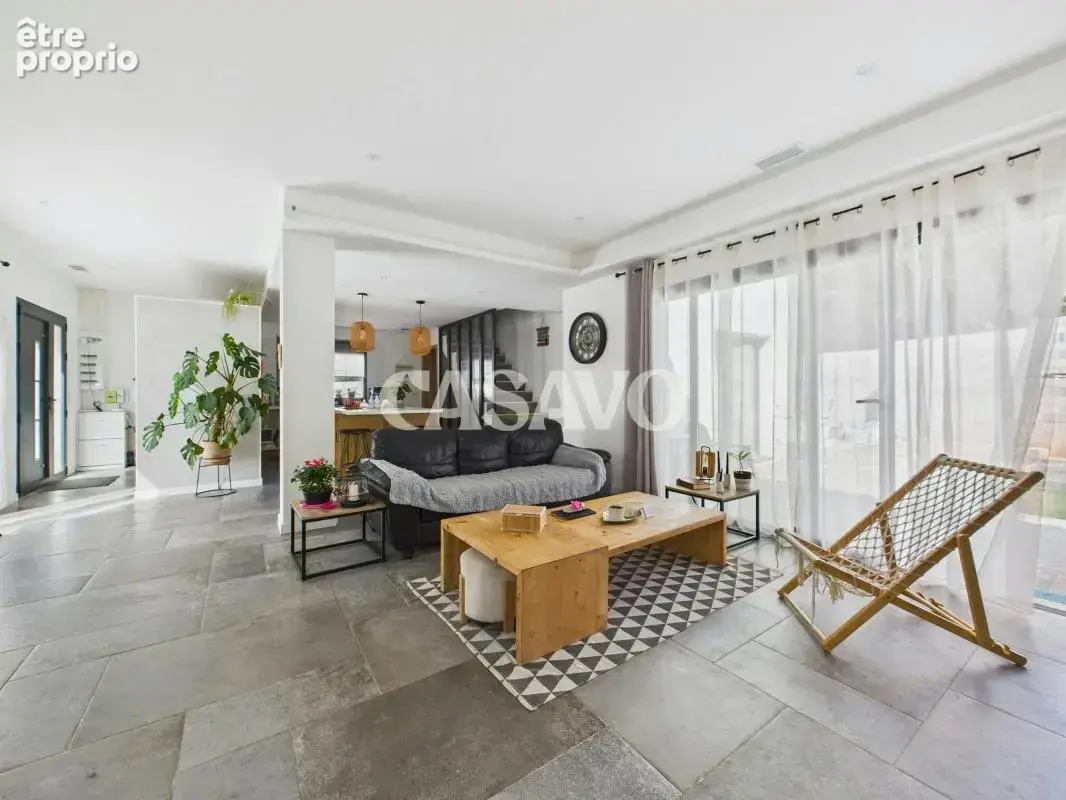 Vente Maison 5 pièces de 175m² - 83720 Trans-en-Provence - photo 14