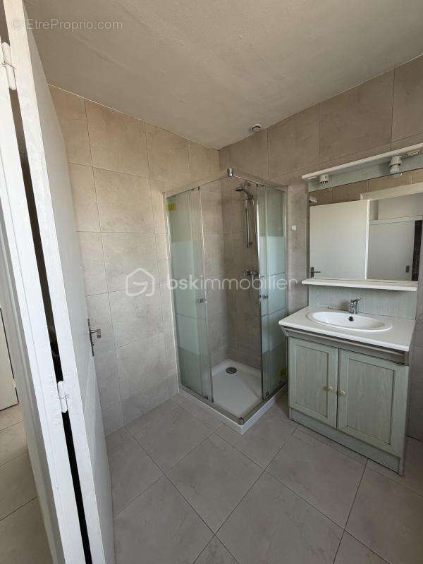 Maison spacieuse et rénovée en centre ville - photo 12