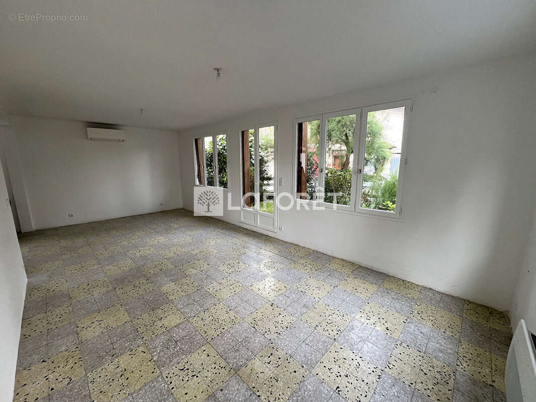 Maison à SERAINCOURT