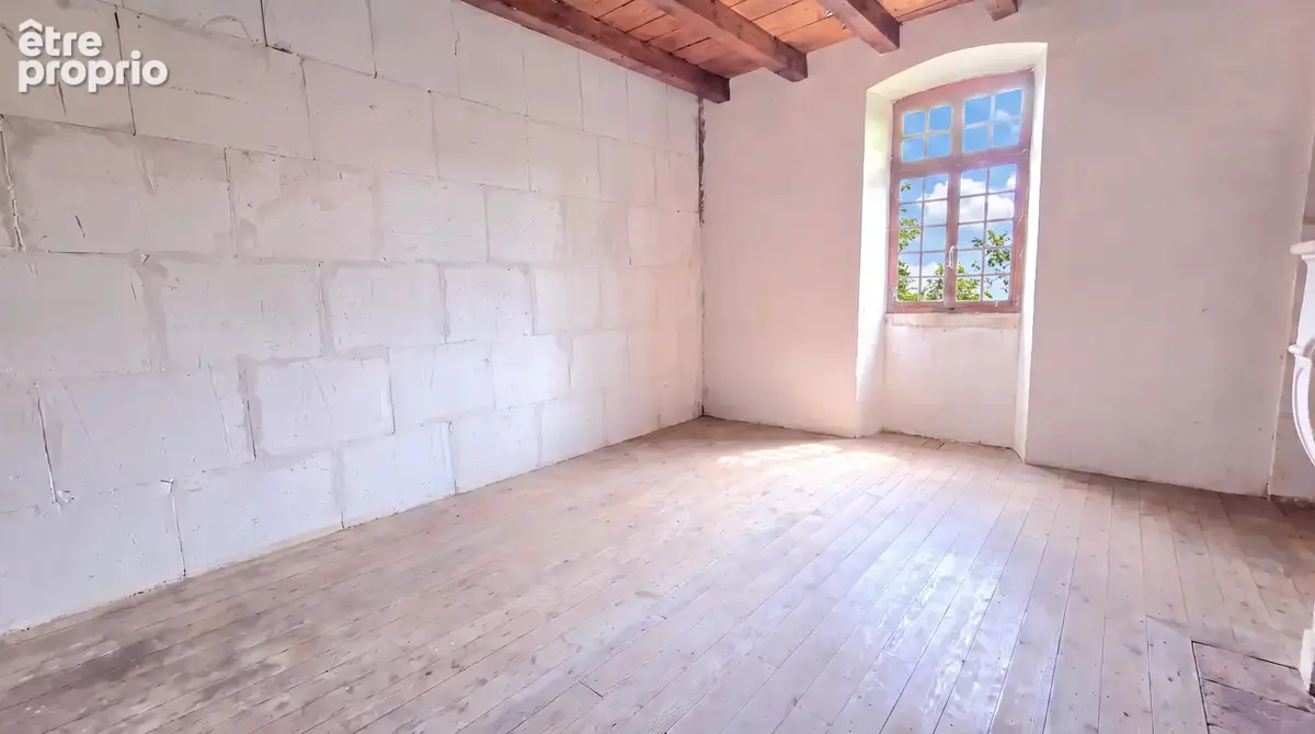 Anglefort : Maison forte T9 à rénover - photo 10