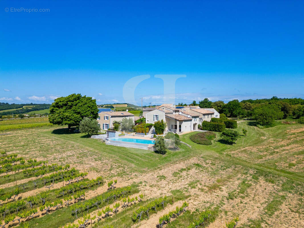 Maison à VAISON-LA-ROMAINE
