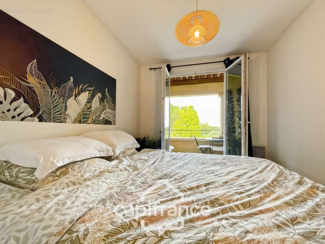 HOTEL DU GOLF  appartement 2ème et dernier étage  rénové et climatisé  de 33 m2 , trou n° 8 , sud ouest , une chambre,  loggia t - photo 20