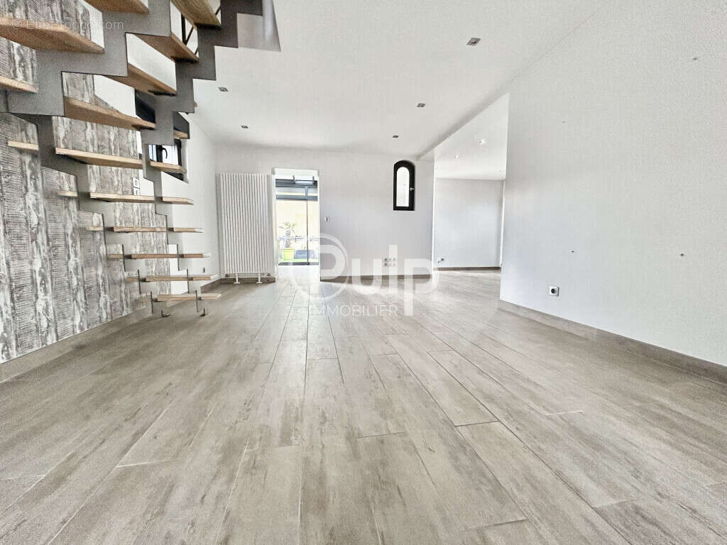 Maison de ville rénovée en plein coeur du vieux Saint-Nicolas ! - photo 3