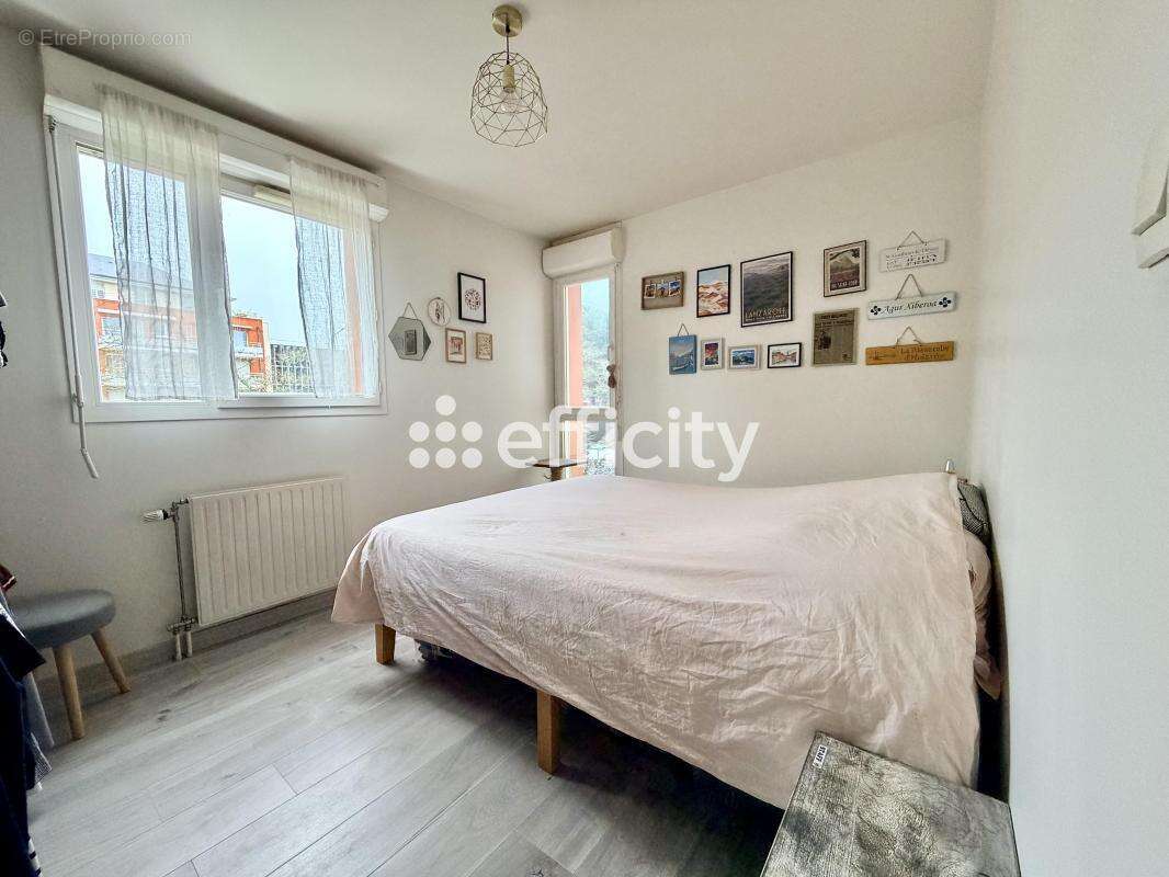 Appartement à CHARTRES-DE-BRETAGNE