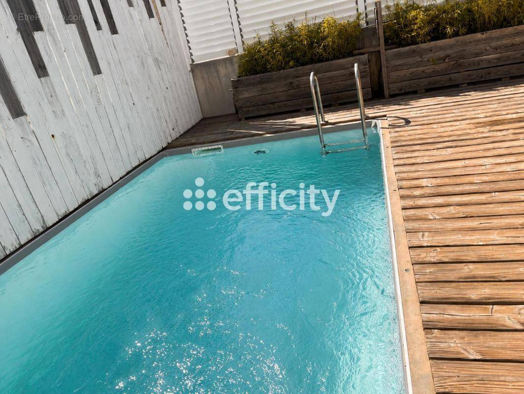 Maison à MARSEILLE-7E