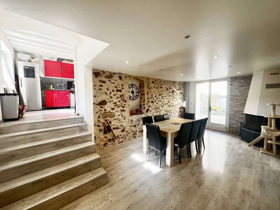 Maison à COULOMMIERS