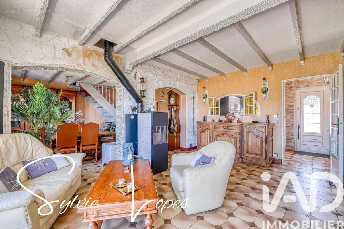 Photo 6 - Maison à ESBLY