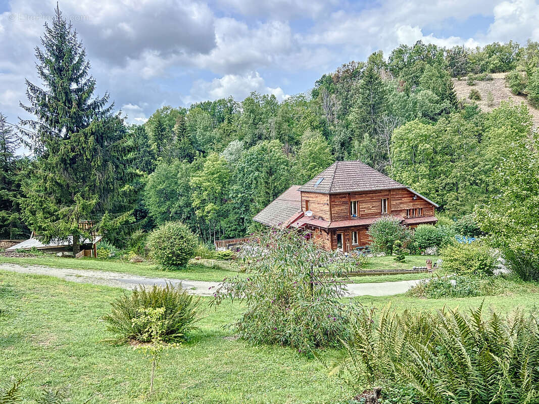 Maison à AIGUEBELETTE-LE-LAC