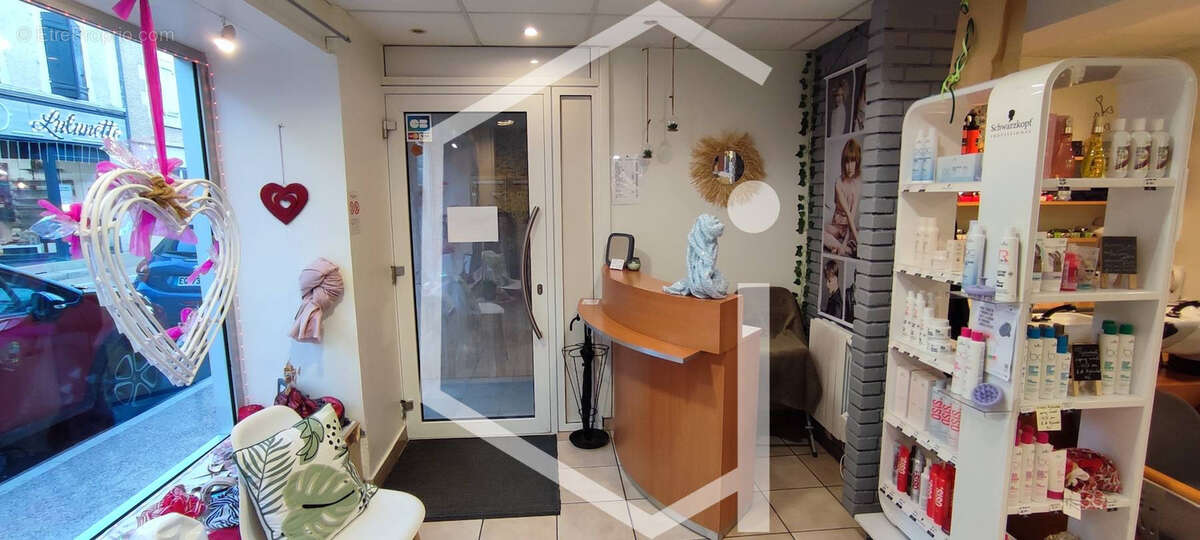 Commerce à POUILLY-SUR-LOIRE