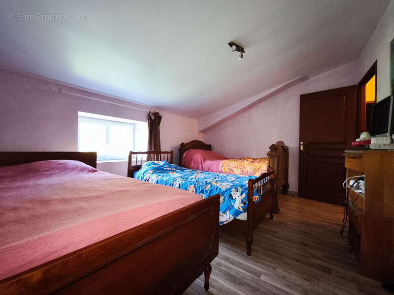 Maison à MAUZE-SUR-LE-MIGNON