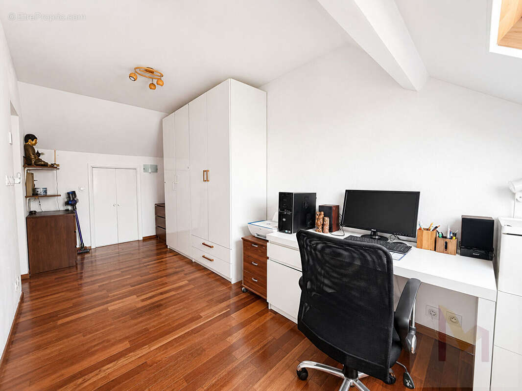 Maison à NEUILLY-PLAISANCE