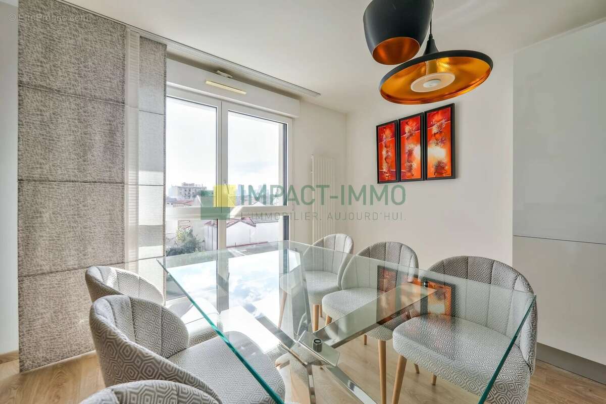Appartement à COLOMBES
