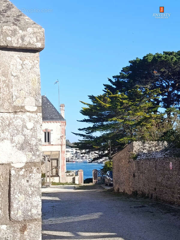 Maison à PLOUHINEC