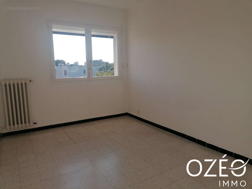 Appartement à SIX-FOURS-LES-PLAGES