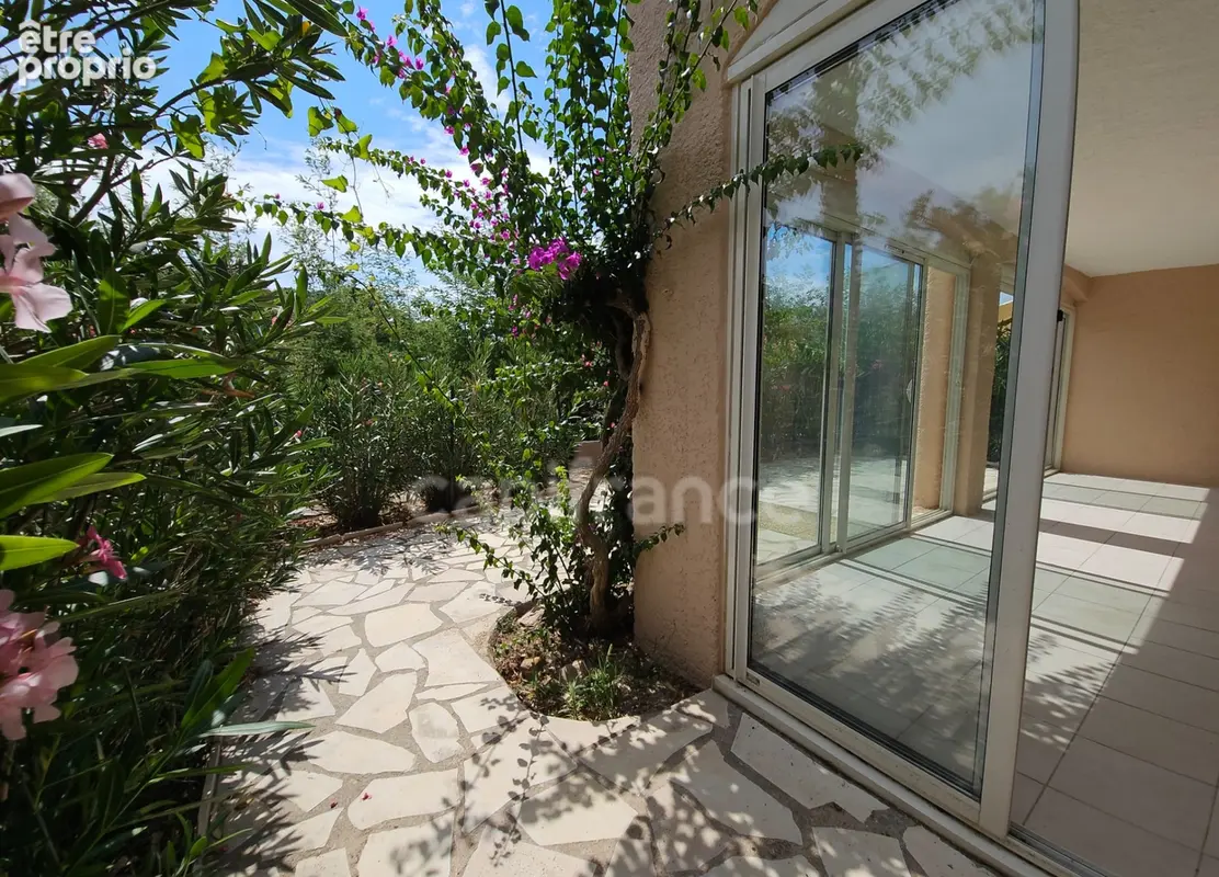 Appartement à vendre 3 pièces avec terrasse et parking Bormes les Mimosas (83) - photo 11