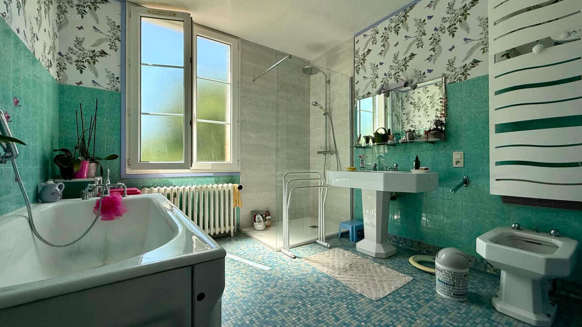 Maison à CONNERRE