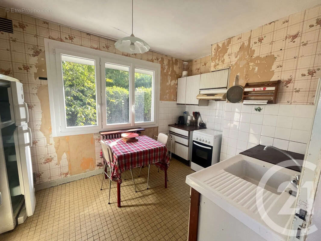 Maison à SAINT-MARCEL