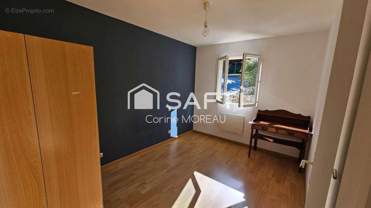 Photo 9 - Maison à ROULLET-SAINT-ESTEPHE