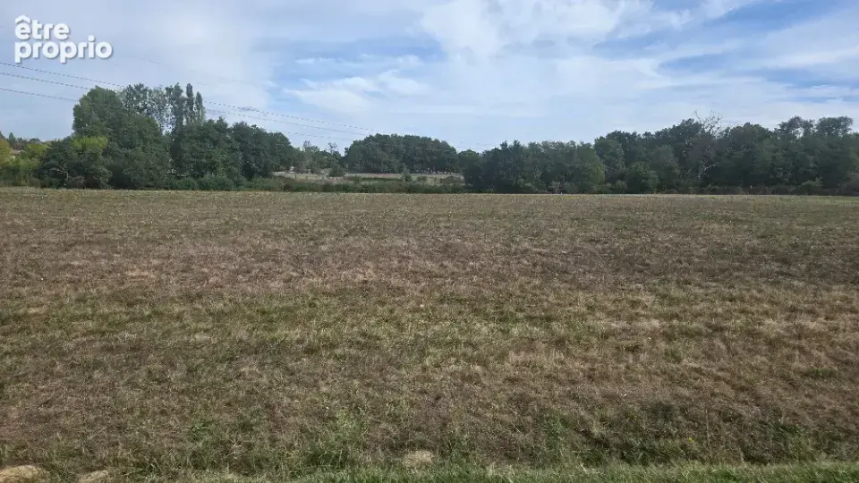 Terrain à REIGNAC