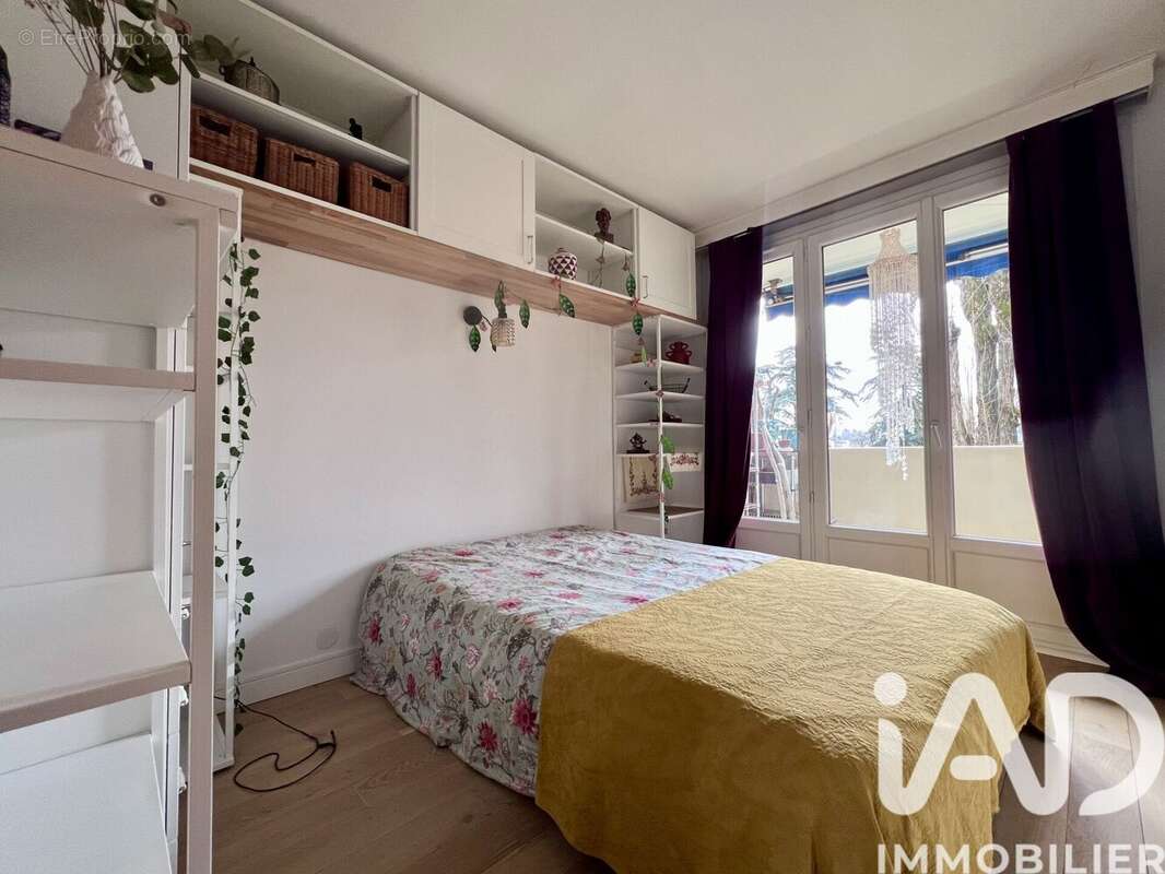 Photo 8 - Appartement à CALUIRE-ET-CUIRE