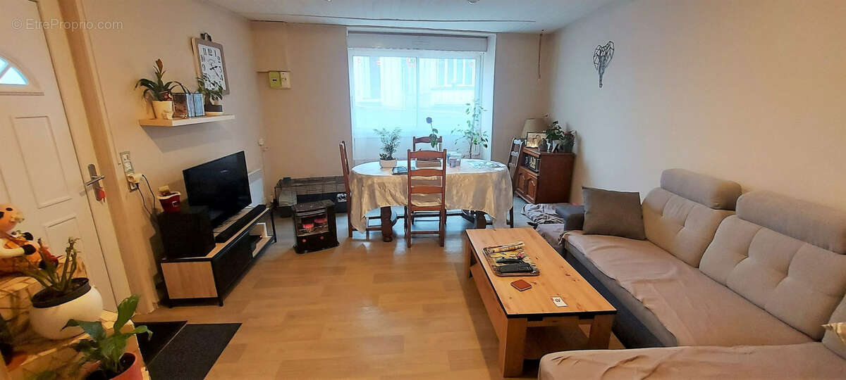 Maison à L'HERMENAULT