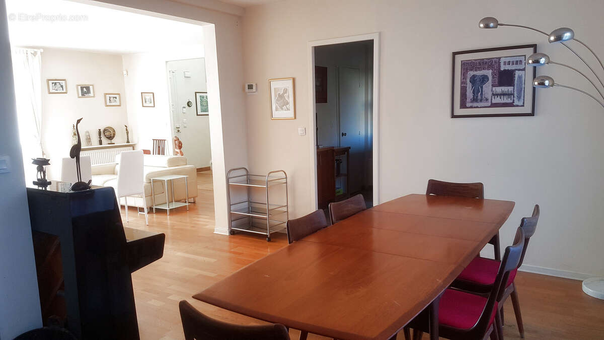 Maison à SAINT-NOM-LA-BRETECHE