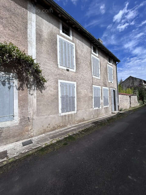 Maison de village et belle grange - photo 2