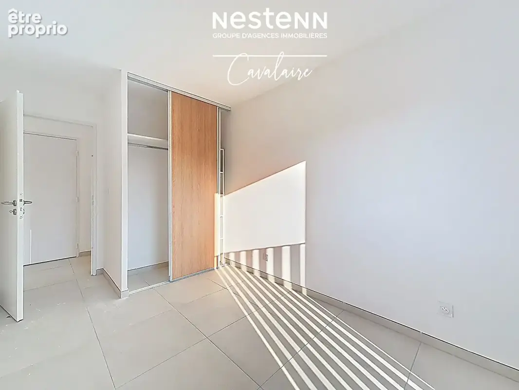 TOUT A PIED - Appartement Cavalaire-sur-Mer 4 pièce(s) 87 m2 premier et dernier étage - photo 13