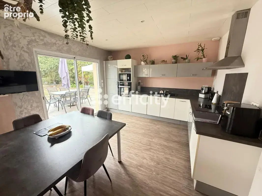 Maison 6 pièces 170 m² à vendre à Talmont-Saint-Hilaire (85440) - photo 4