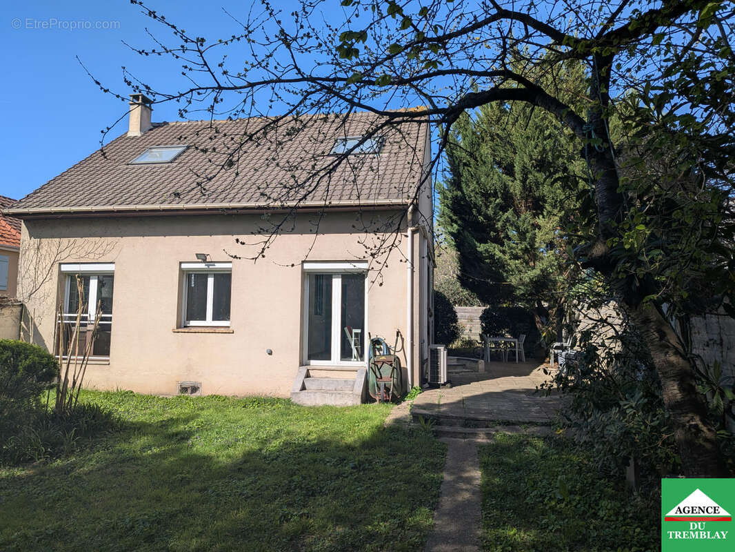 Maison à CHAMPIGNY-SUR-MARNE