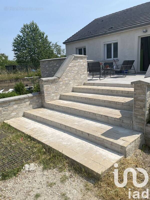 Photo 1 - Maison à BRAY-EN-VAL