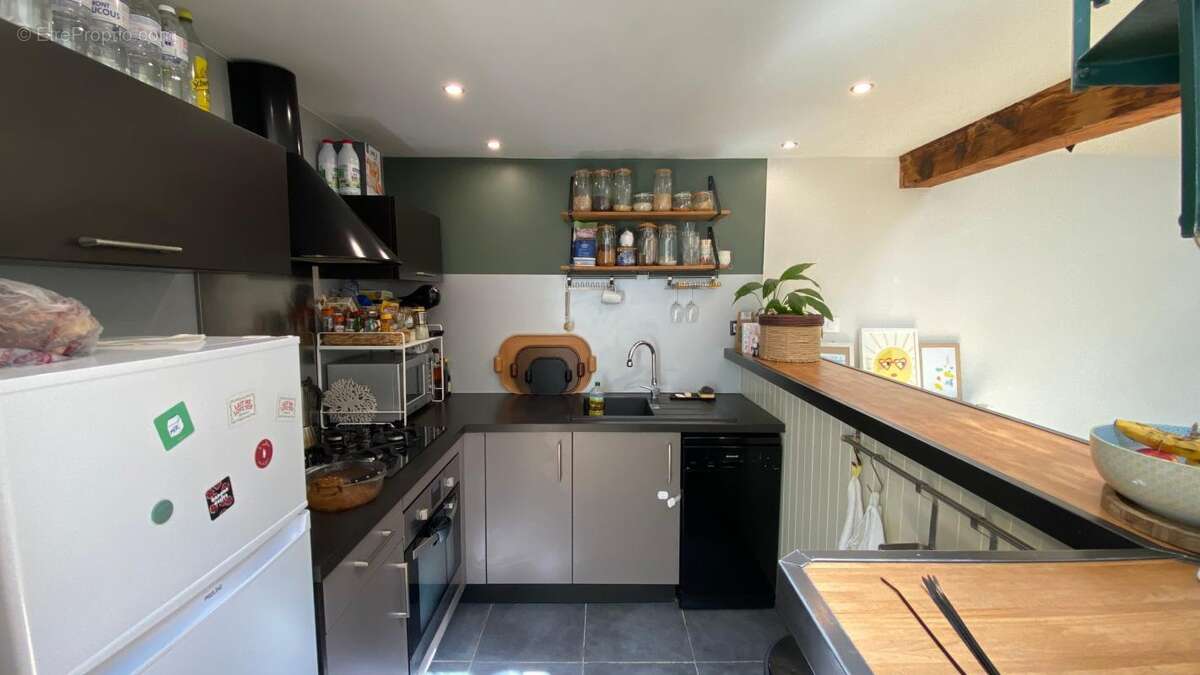 Appartement à FONTAINES-SUR-SAONE