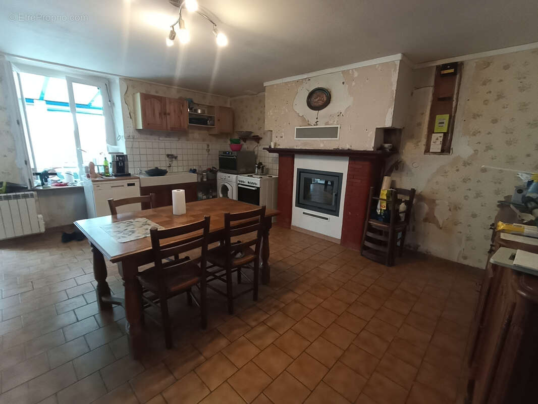 Maison à COULOUVRAY-BOISBENATRE