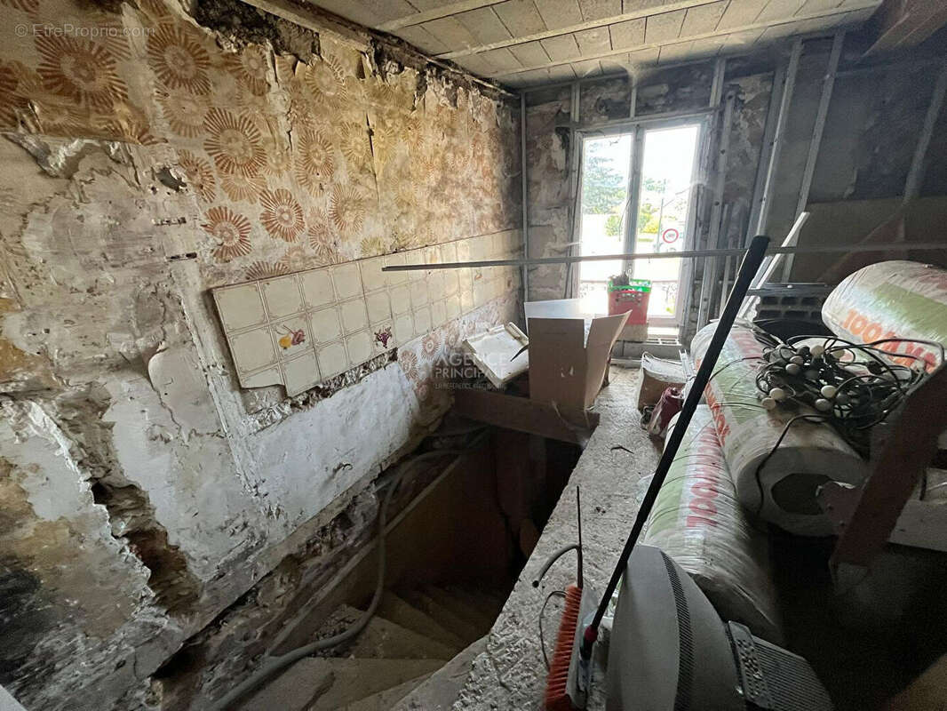 Appartement à MENUCOURT
