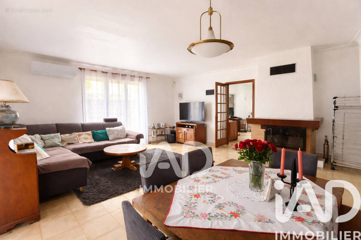 Photo 1 - Maison à NIMES