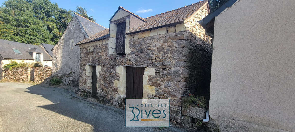 Maison ancienne à rénover 3 ch + grange et dépendance - photo 10