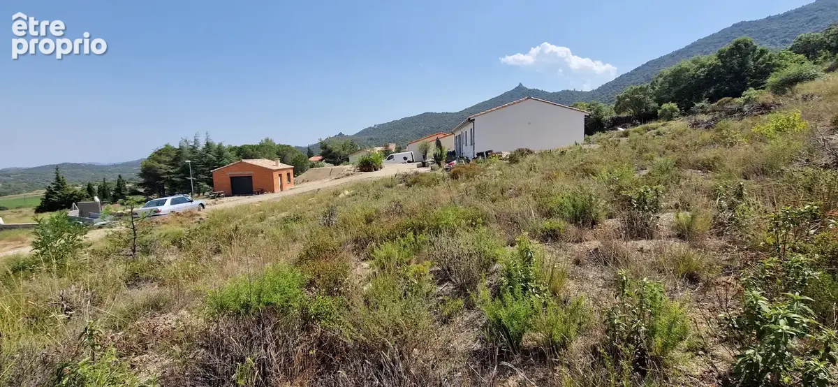 A 15 mns d'ille Sur Têt - Terrain constructible de 1317 m2 - Superbe vue dégagée - photo 2