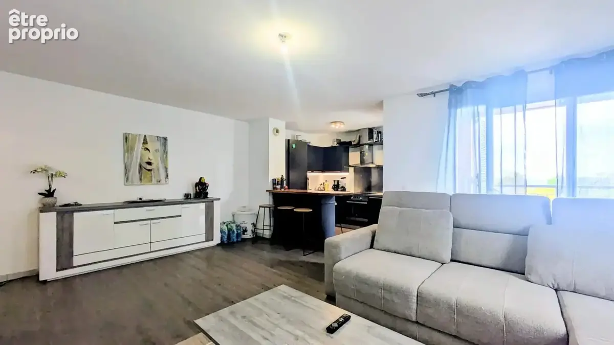 Grasse – T3 de 69 m² en très bon état, terrasse sud-est, ascenseur et parking privatif - photo 1