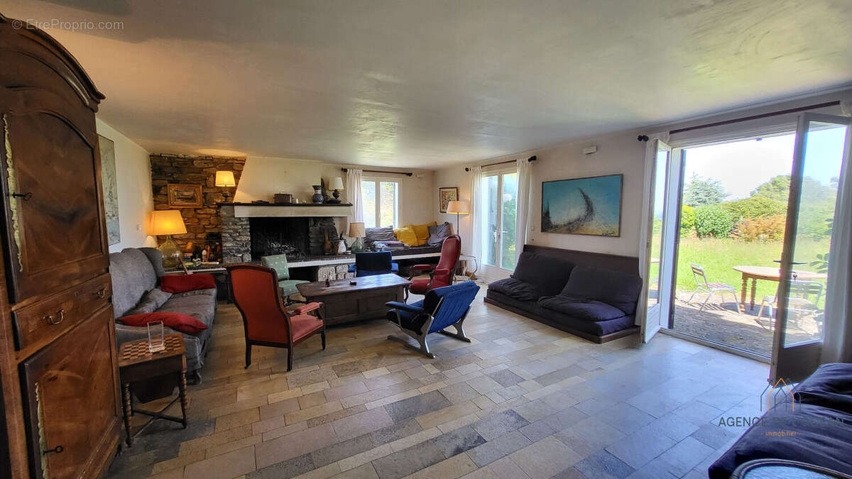 Maison 250 m² - LE PALAIS - photo 4