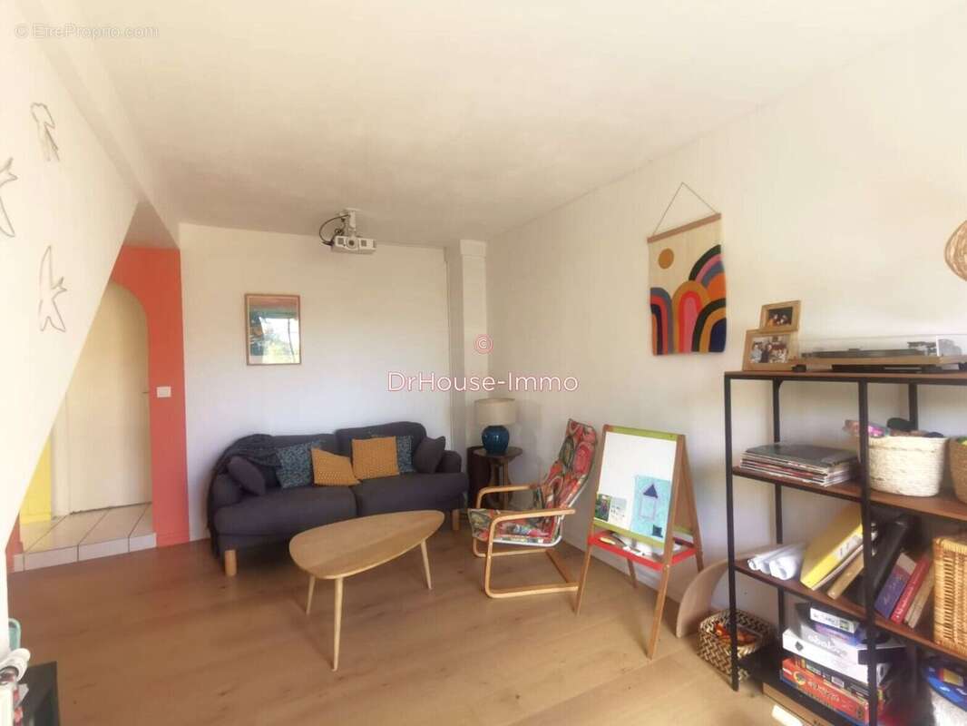 Maison 144 m² à Saint-Nazaire  - photo 8