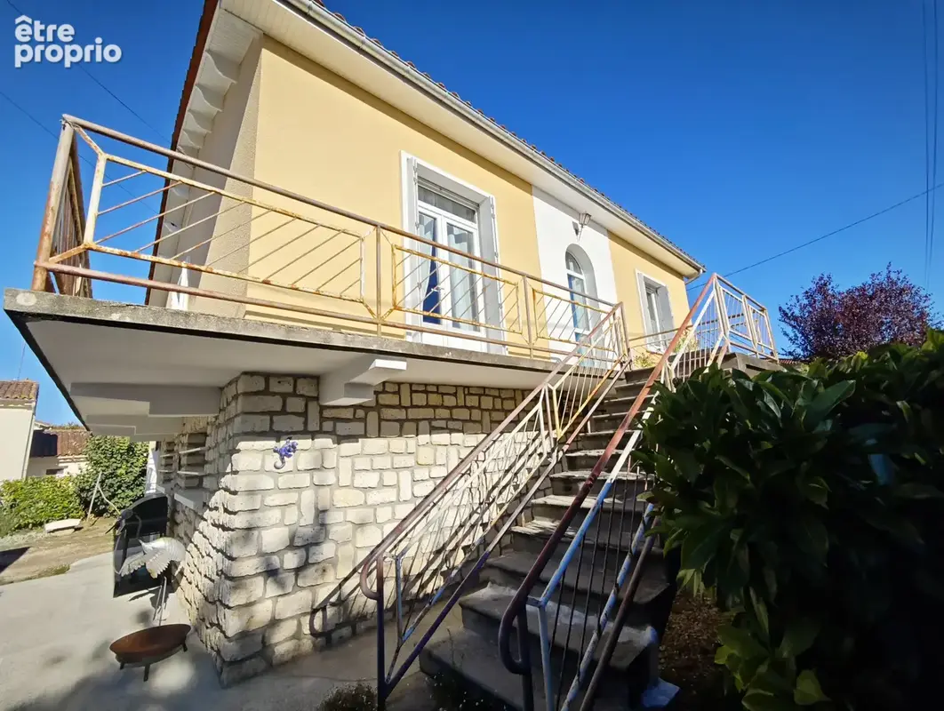 Photo Maison à Chateauneuf-Sur-Charente au prix de 238 000€