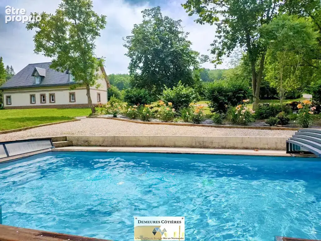 Propriete familiale et touristique de charme a 10 minutes de FECAMP - parc 8000 m2 - piscine - 6 chambres - photo 7