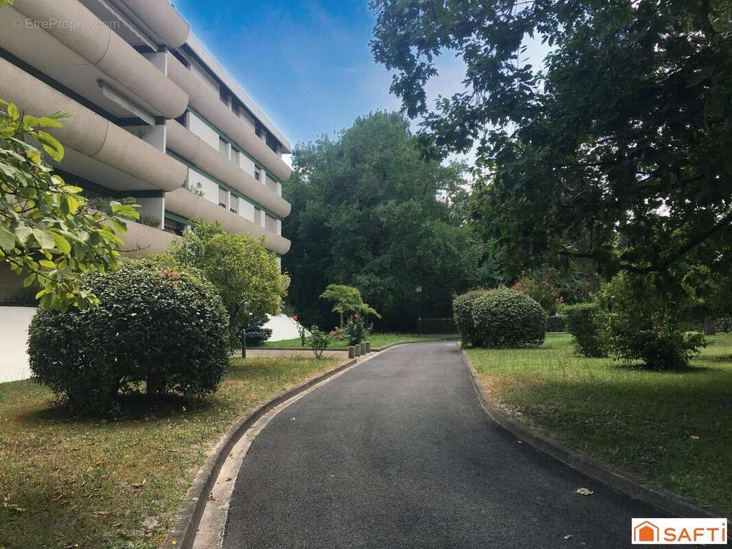 Photo 2 - Appartement à GRADIGNAN