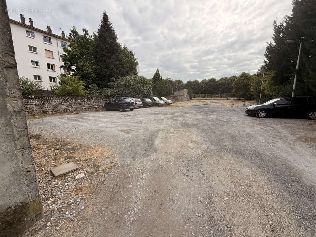 Vente plusieurs lots dans un immeuble - photo 65