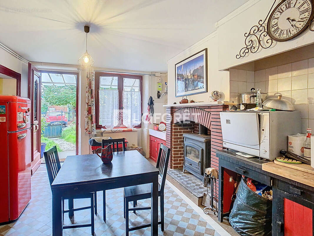 Maison à SAINT-JUNIEN