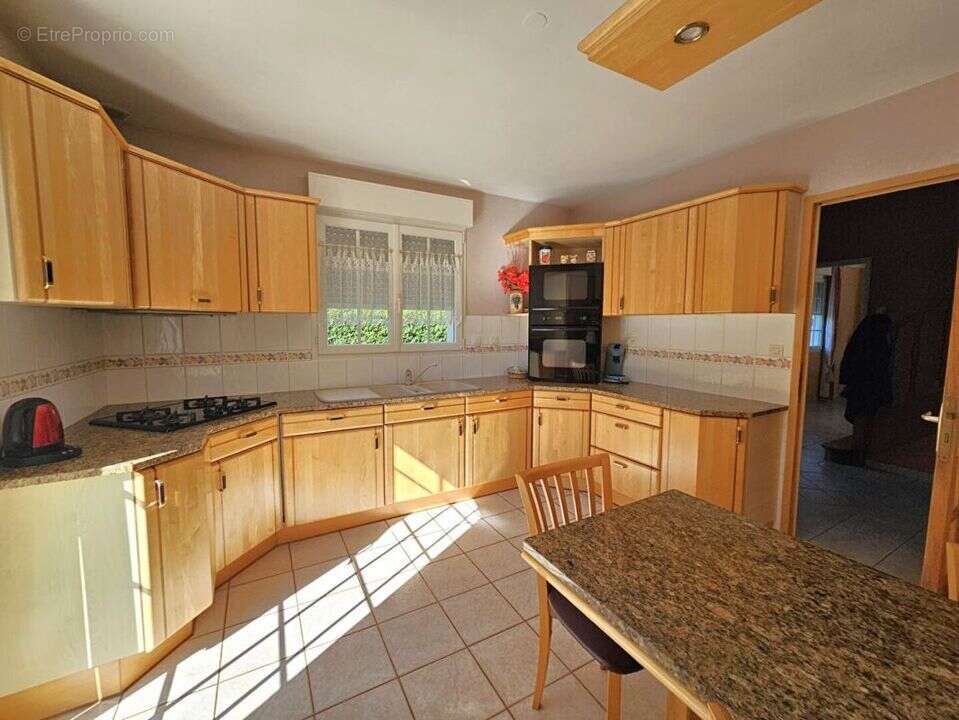 Maison à BRETTEVILLE-SUR-ODON