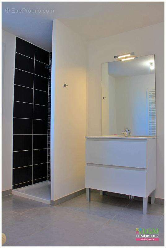 Appartement à CASTELNAU-LE-LEZ