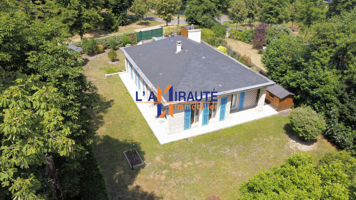 Maison à MAISONS-LAFFITTE